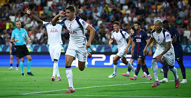 ONLINE: PSG - Tottenham 0:2, po půli zvyšuje náskok v Superpoháru Romero