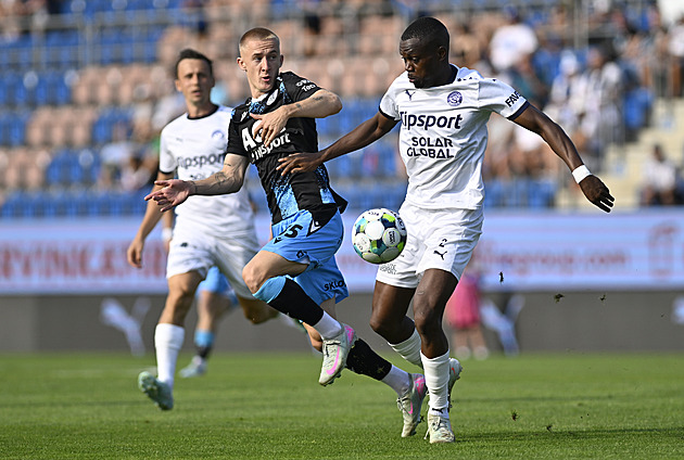 ONLINE: Slovácko - Teplice 0:1, domácím se první výhra vzdaluje, trefuje se Trubač