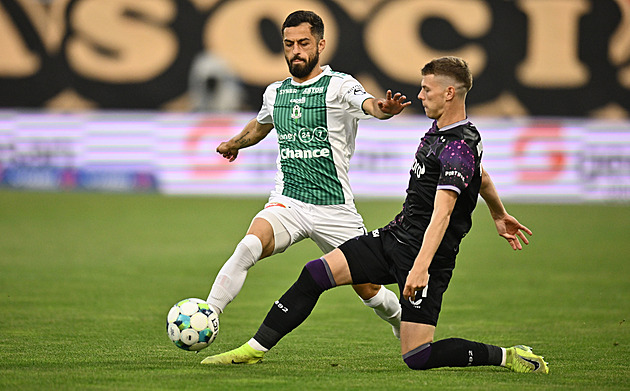 ONLINE: Jablonec - Slavia 1:0, po krásné akce se nádherně trefuje Chramosta