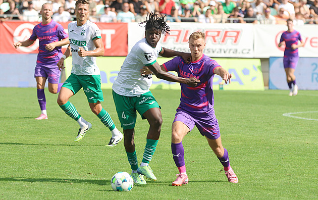 ONLINE: Karviná - Bohemians 1:2, hosté otáčejí, trefuje se Drchal