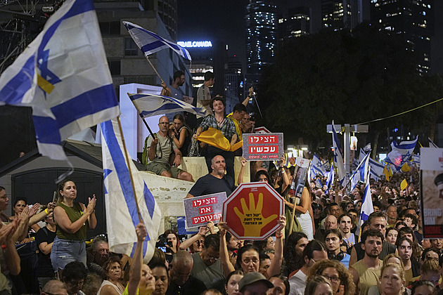 V Izraeli protestovaly statisíce lidí, žádají návrat rukojmích a konec bojů