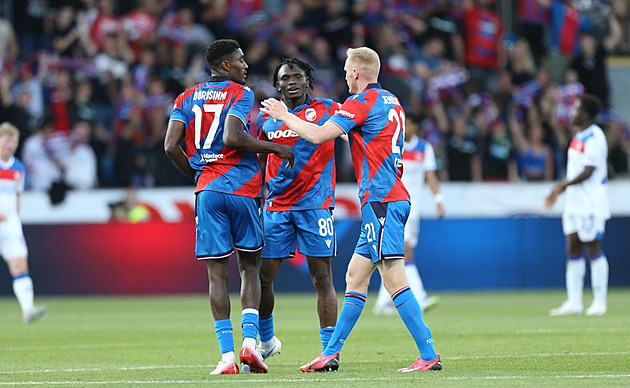 ONLINE: Ml. Boleslav - Plzeň 0:2, po Kozlově faulu hrají domácí jen v deseti