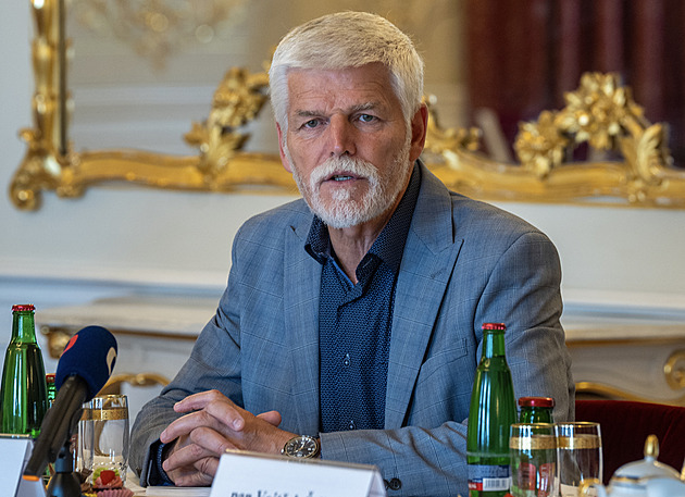 Mírnit očekávání a zesílit sankce. Jednání o Ukrajině je na začátku, řekl Pavel