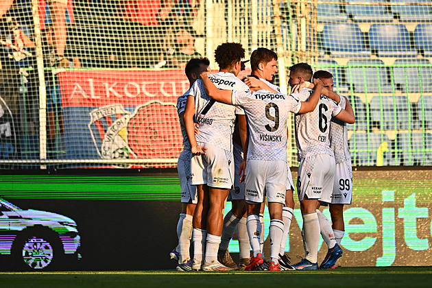 Ml. Boleslav - Plzeň 0:5, hattrick Višinského, domácí hráli dlouho v deseti