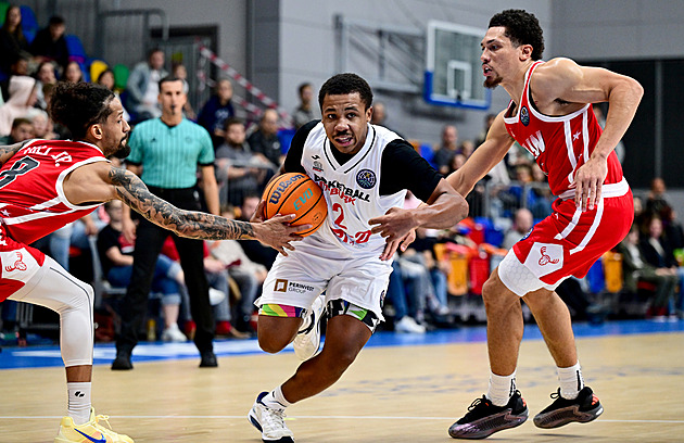 Basket ONLINE: Nymburk bojuje v Lize mistrů s Chalonem. Závěr nabízí drama