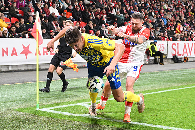 ONLINE: Slavia - Zlín 0:0, ofenzivní trápení domácích. Za poločas nevystřelili na bránu