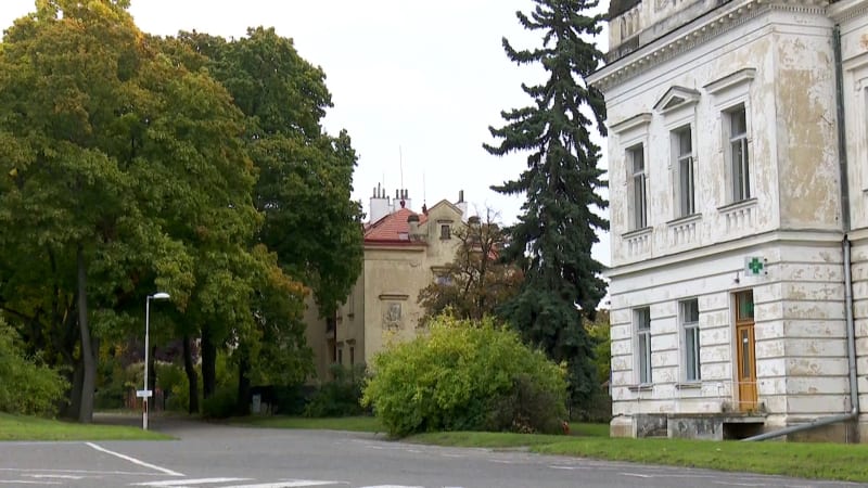 Primář bohnického oddělení po dvou útěcích vraždícího schizofrenika končí