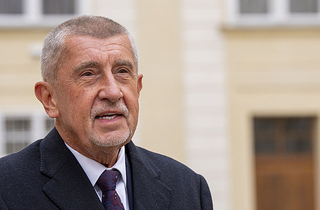 ANO, SPD a Motoristé mají koaliční smlouvu, podepíší ji v pondělí, řekl Babiš
