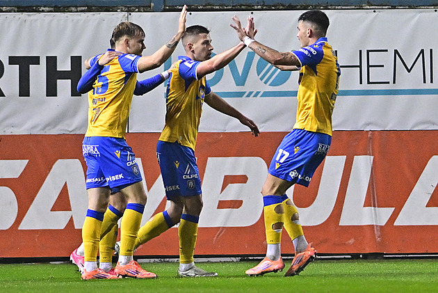 ONLINE: Teplice - Plzeň 1:1, domácí vedli,  po hodině hry srovnává Adu