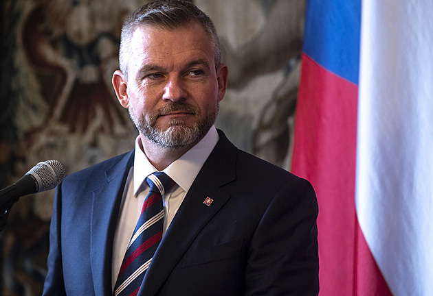 Slovenský prezident navštíví Pavla a Babiše. Zajímá ho osud V4 i vznik vlády