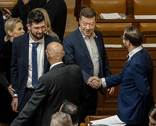 Poslanci zvolili Tomia Okamuru do čela Sněmovny, místopředsedy Nacher a Barták