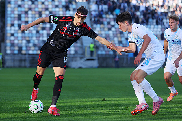 ONLINE: Sparta - Čenstochová 0:0, domácí v úvodu aktivnější, hosté vyčkávají