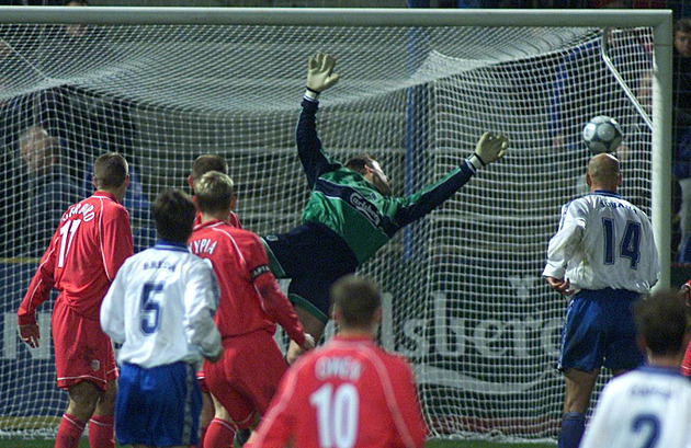 Prémie i za prohru, lístky se prodávaly u kuřat. Čtvrt století od Liverpoolu v Liberci