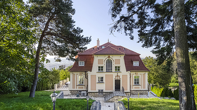 Dlabačova vila v Praze je na prodej za 69,5 milionu. Okouzlí nádherným výhledem