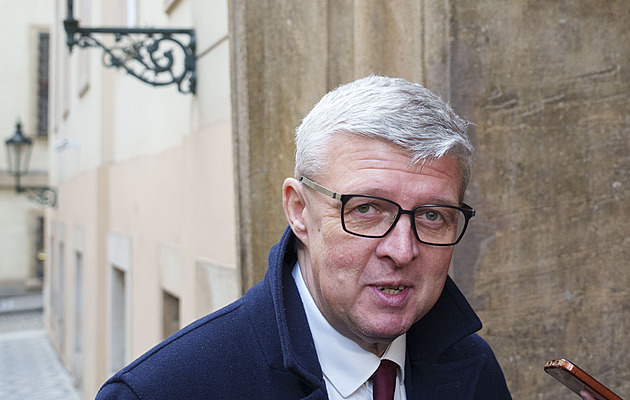 Havlíček viní vládu z podvodu s rozpočtem. Předložme ho, žádá Fialu už i STAN