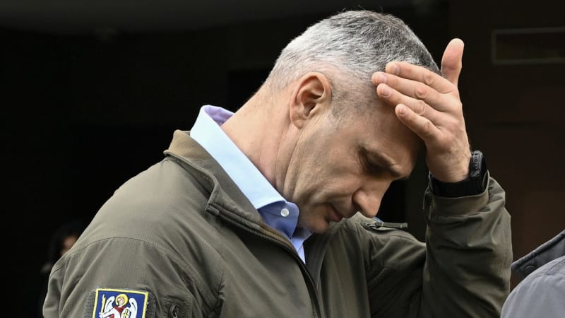 Ukrajina nemá koho verbovat. Muži utíkají do zahraničí, přiznal starosta Kyjeva