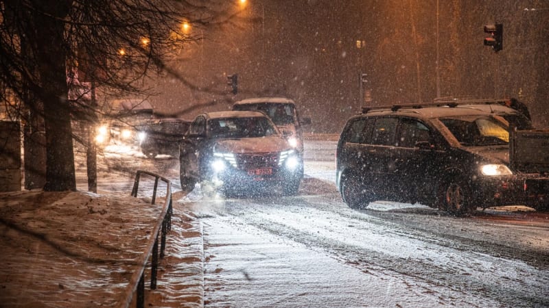 Na horách napadne až 10 centimetrů sněhu. Ledová křivka ukazuje, kdy nás čeká největší mráz