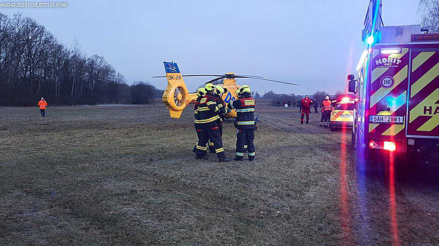 Desítky zraněných při srážce vlaků na Českobudějovicku, z toho pět těžce