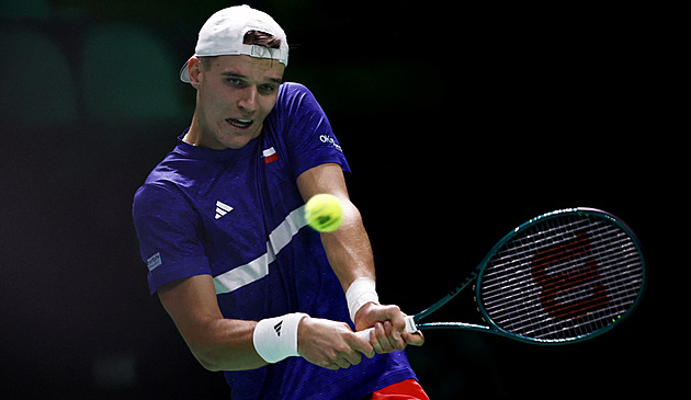 Davis Cup ONLINE: Čtvrtfinále rozhoduje čtyřhra, důvěru dostali Macháč a Menšík