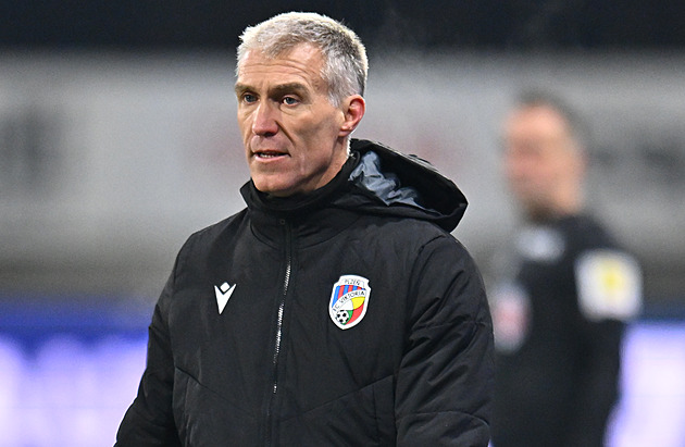 Plzeňští kritizují Jablonec za nepřipravené hřiště. Nepochopitelné, zlobil se Hyský