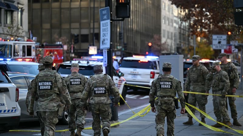 Krvavý útok u Bílého domu: Byli postřeleni dva gardisté, útočníka dopadla policie