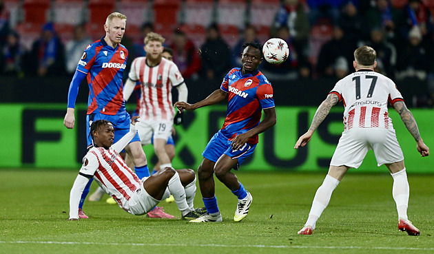 ONLINE: Plzeň - Freiburg 0:0, gól domácích neplatil, těžký zákrok vytahuje Wiegele