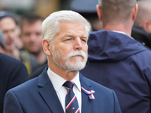 Prezident Pavel přijme tři kandidáty do nové vlády. První za ním dorazil Plaza