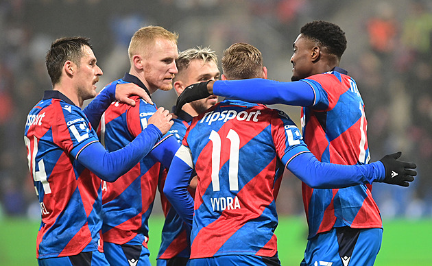 Plzeň - Ml. Boleslav 2:1, hosté od poloviny v deseti, domácí podrželi Adu a Durosinmi