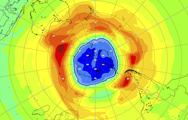 Vítězství pro Zemi? Ozonová díra nad Antarktidou se začala uzavírat stále dřív