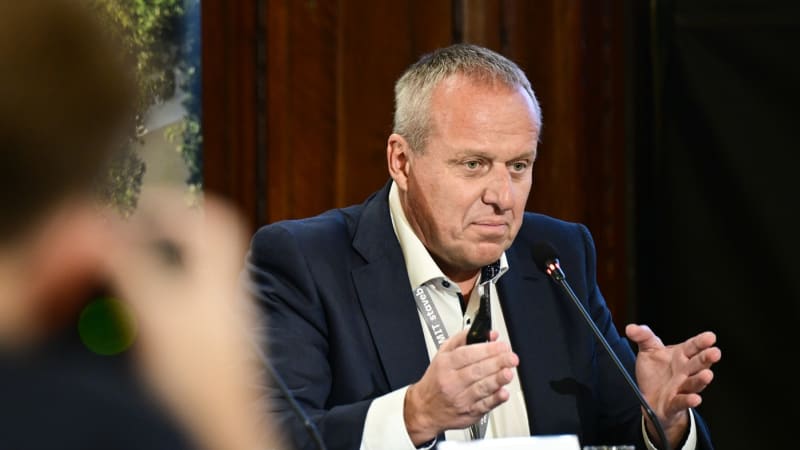 Výstavba nových bytů jde na rok k ledu. Central Group chce srazit cenu práce i materiálu