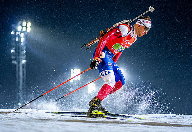 Biatlon ONLINE: Vytrvalostní závod mužů v Östersundu. Druhou ležku Hornig kazí