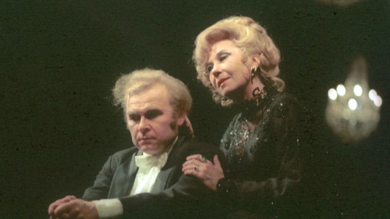 Soukromí herečky Krulišové: Manžel estébák sváděl ženy, aby je kompromitoval. Spal i s tetou