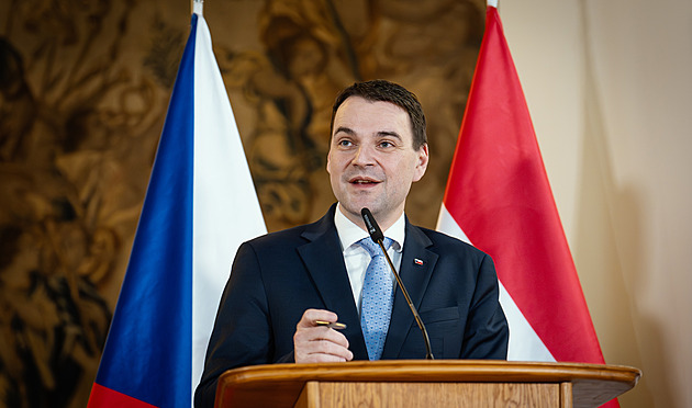 Ukončete válku, žádná velmoc nevyhraje boj s realitou, vyzval Macinka v OSN Rusko