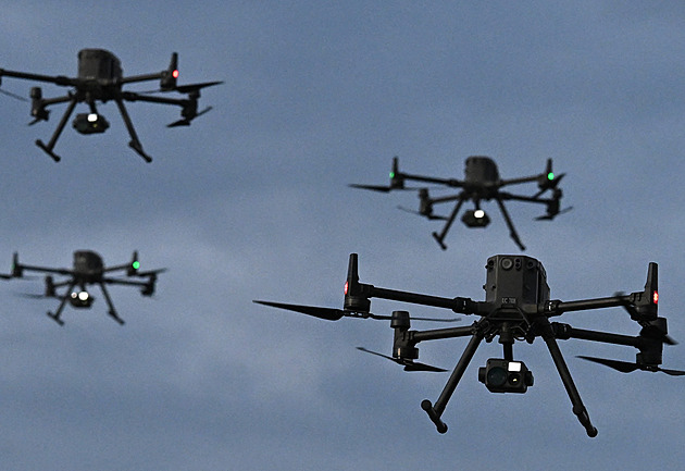 Čína maskuje lety dronů. Mění taktiku vůči Tchaj-wanu, varují analytici