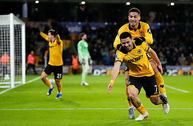 Senzace v Anglii. Krejčí se vrátil do sestavy a poslední Wolves porazili Liverpool