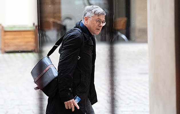 Sloučení České televize s rozhlasem Klempíř nechystá. Jednal s oběma řediteli