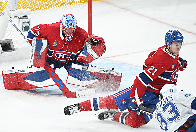 Dobeš, Vejmelka i Dostál vychytali výhry a vedení v sériích play off