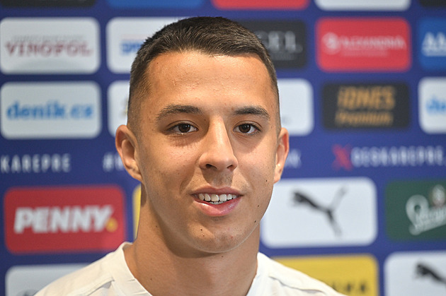 Hlavně všem tykej! Sochůrek o Hložkovi, reprezentaci i nervozitě. A na co se netěší?