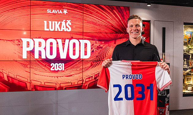 Provod na pět let, Holeš na dva, novou smlouvu ve Slavii má i Chytil