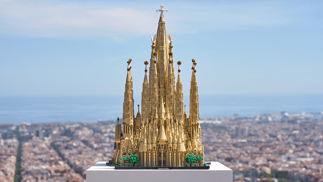 Dvanáct tisíc kostiček. Sagrada Família je největší stavebnicí v historii Lega